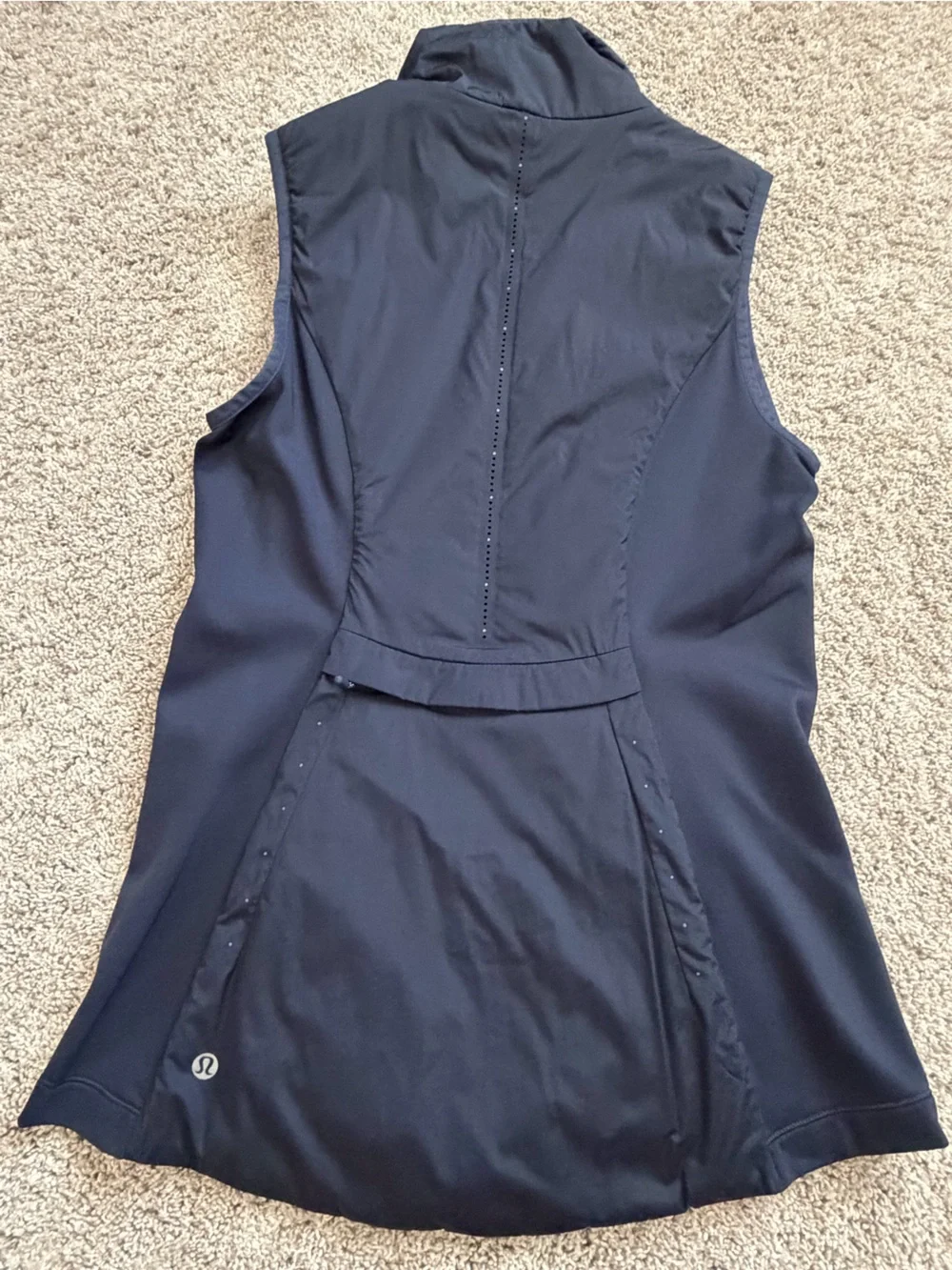 Lululemon Running vest sz 6 navy blue